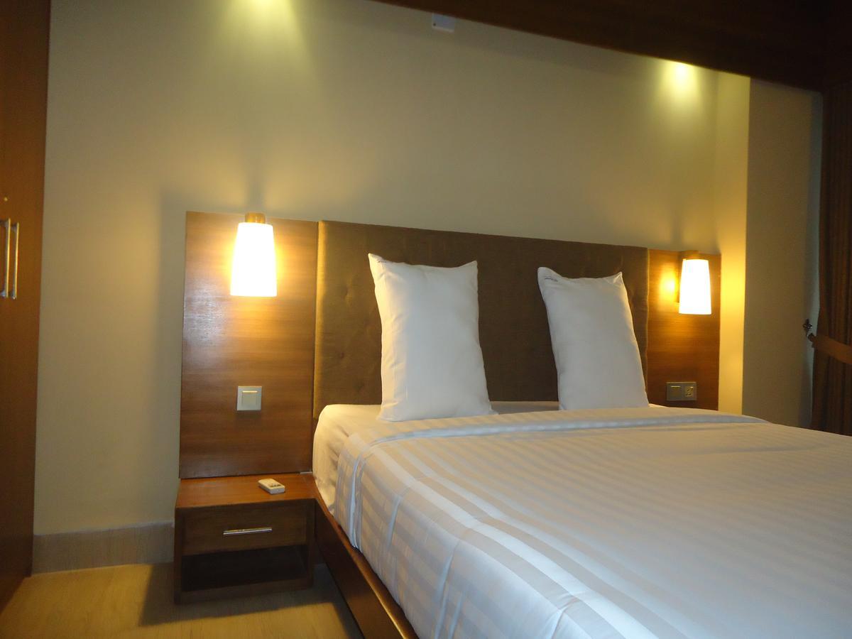 Neeshorgo Hotel & Resort Кокс-Базар Экстерьер фото