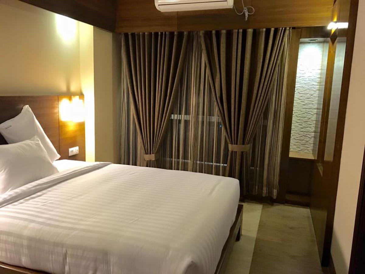 Neeshorgo Hotel & Resort Кокс-Базар Экстерьер фото