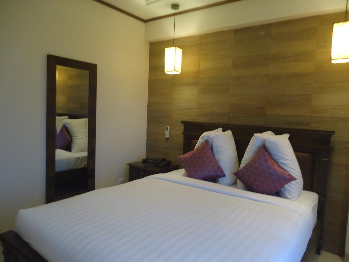 Neeshorgo Hotel & Resort Кокс-Базар Экстерьер фото